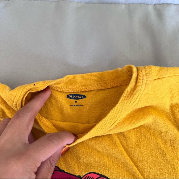 Lot of 3 Boys T-shirts - 1 Old Navy, 1 Children’s Place & 1 Carters Size 5T - Picture 5 of 13